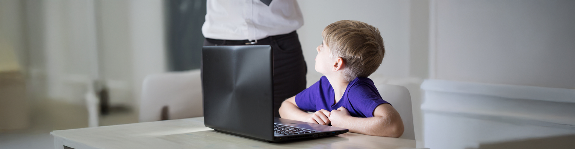 ISP-Header-desk-base_sicura_tutelati